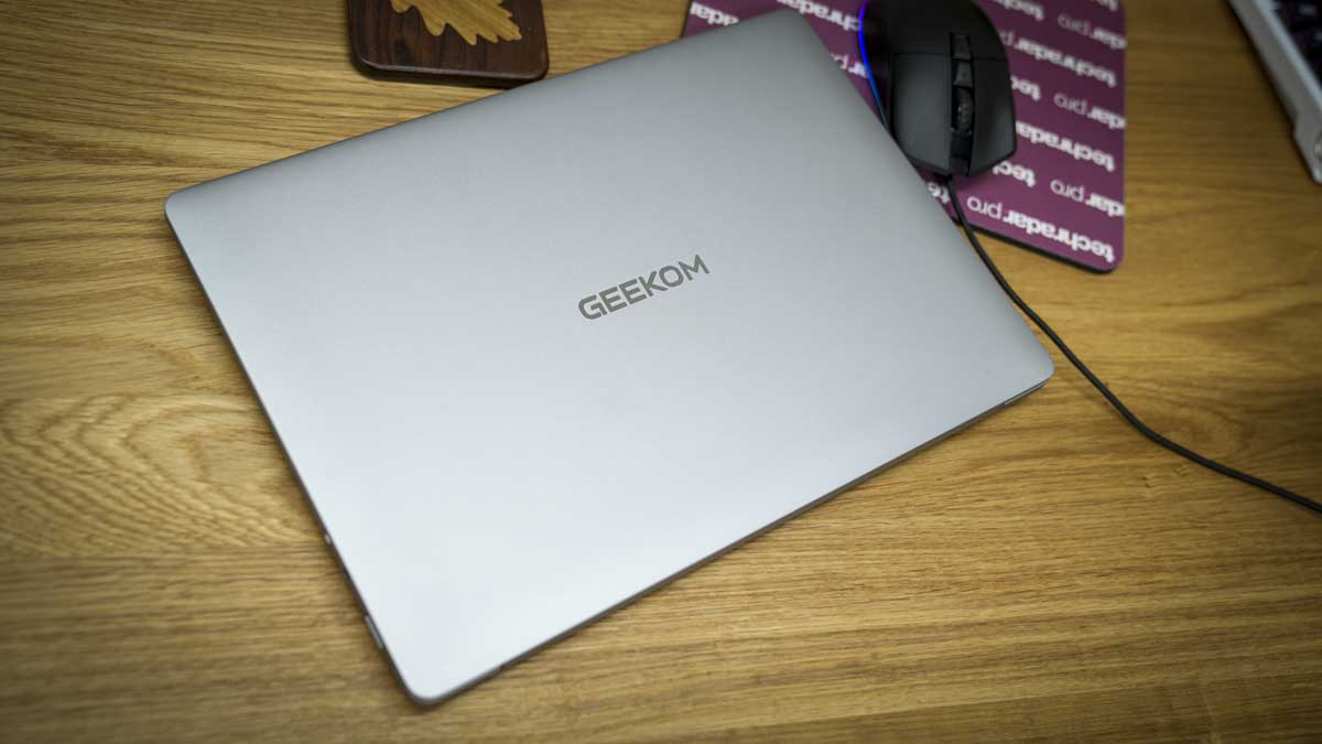 GEEKOM GeekBook X14 Pro