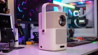 Yaber T2 Plus portable projector review