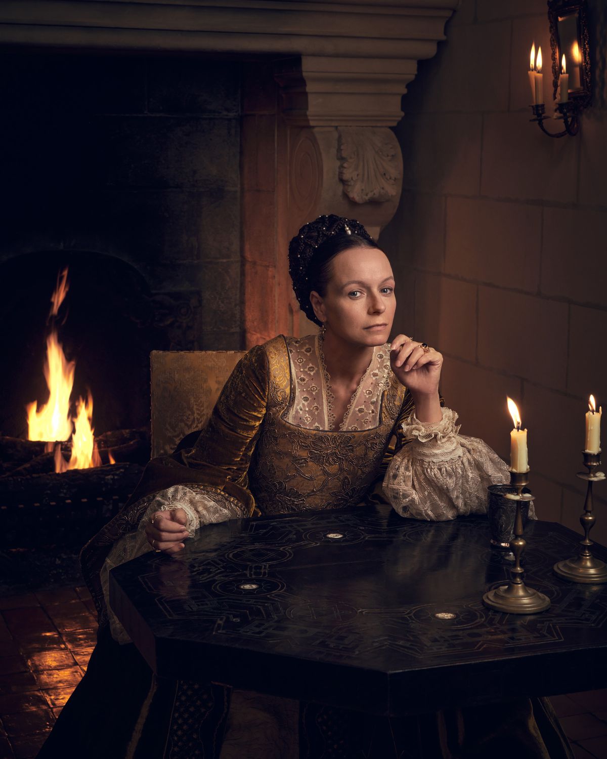 The Serpent Queen season 1