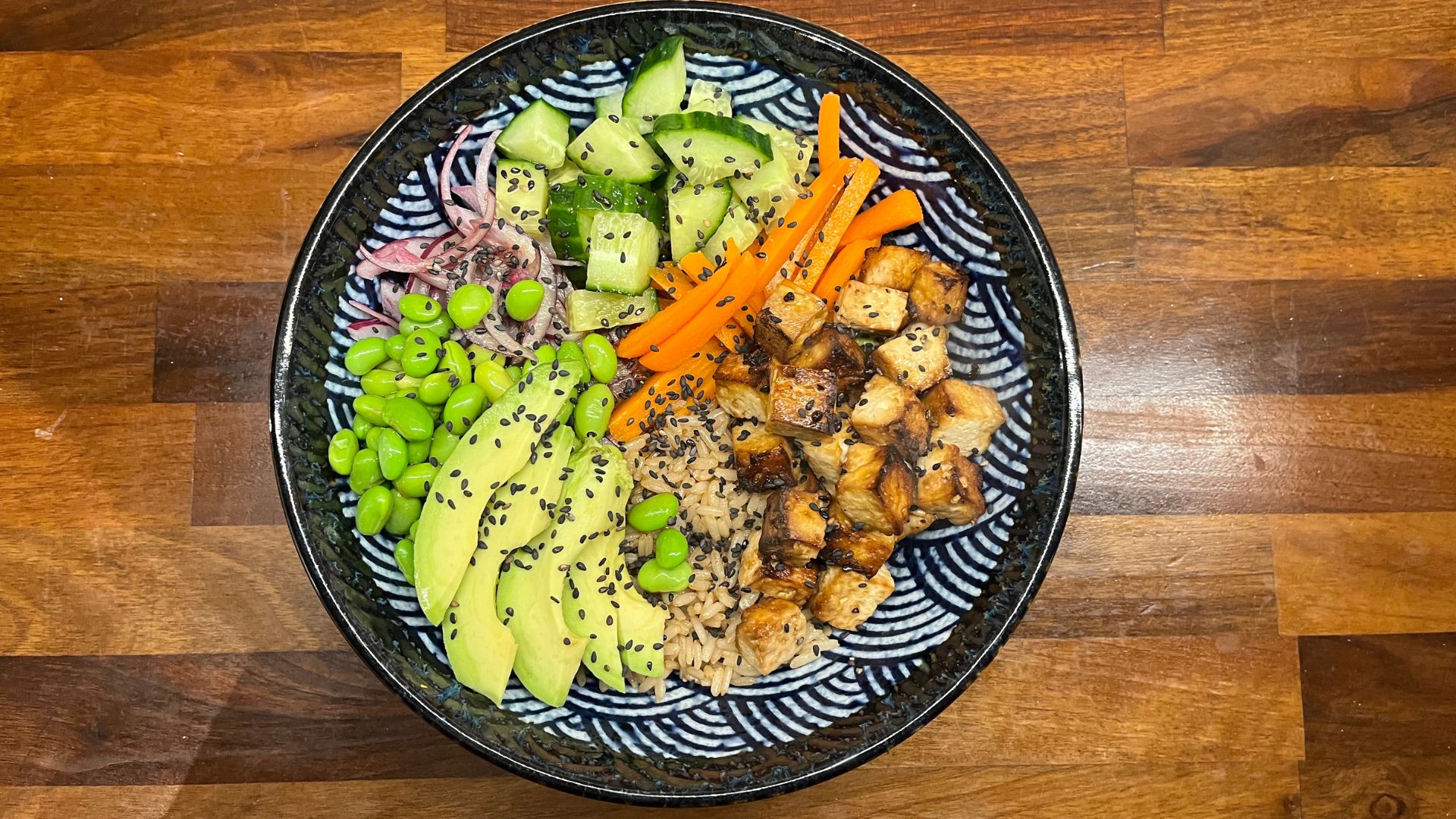 Zingy poke bowls from Eat The Rainbow Vegan Recipes