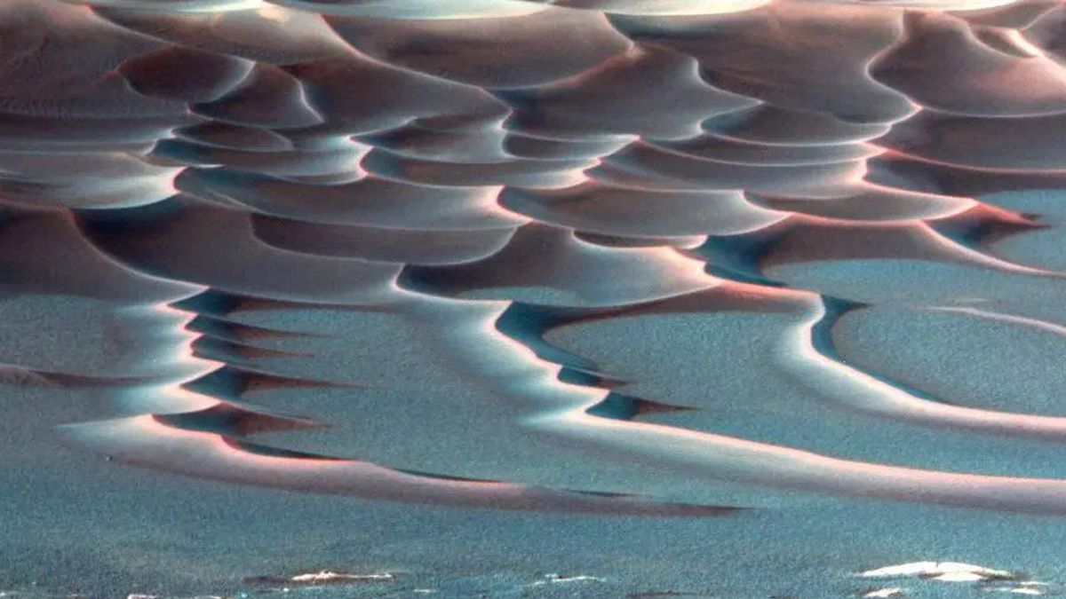 How AI and sand dunes on Mars can reveal the planet's history, one grain at a time