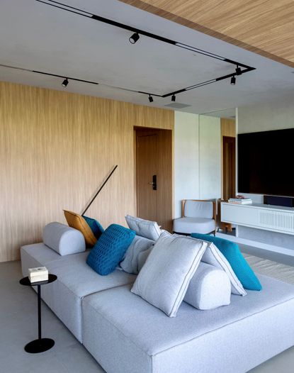 How do I make the most of a small living room? | Livingetc