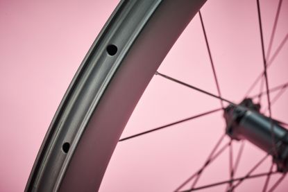 Detail of the internal rim section of a Parcours Chrono aero road wheel