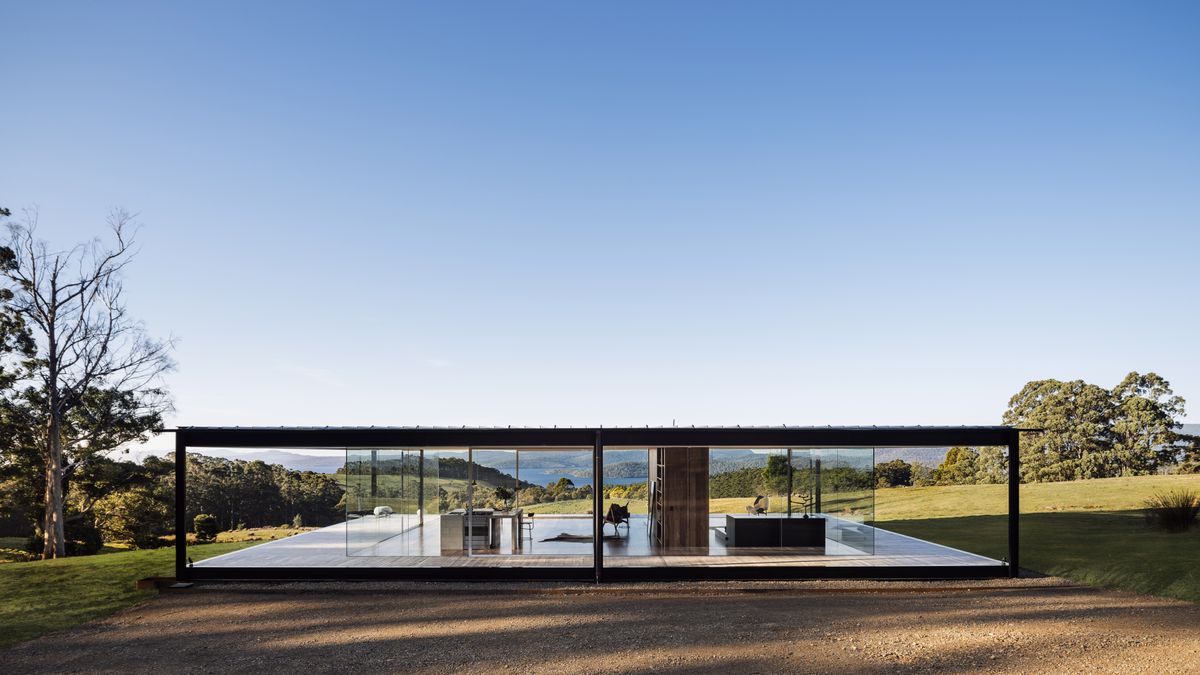 A Tasmania house in Koonya takes in the scenery - Vimarsana News