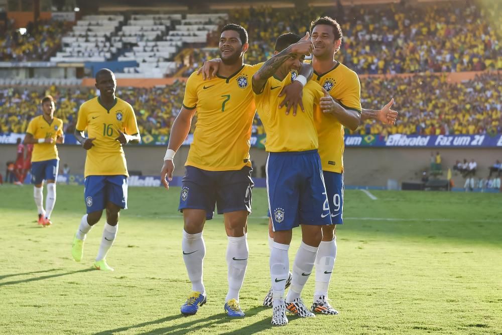 Fred: Brazil must utilise pressure at World Cup | FourFourTwo