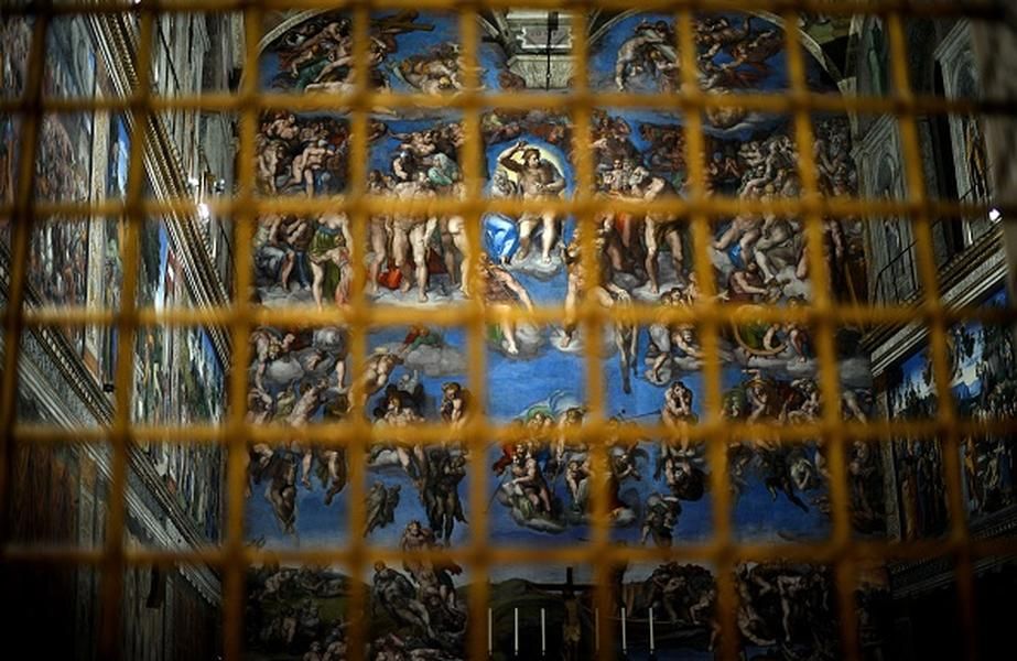 Here&amp;#039;s what the Sistine Chapel looks like with LED lighting