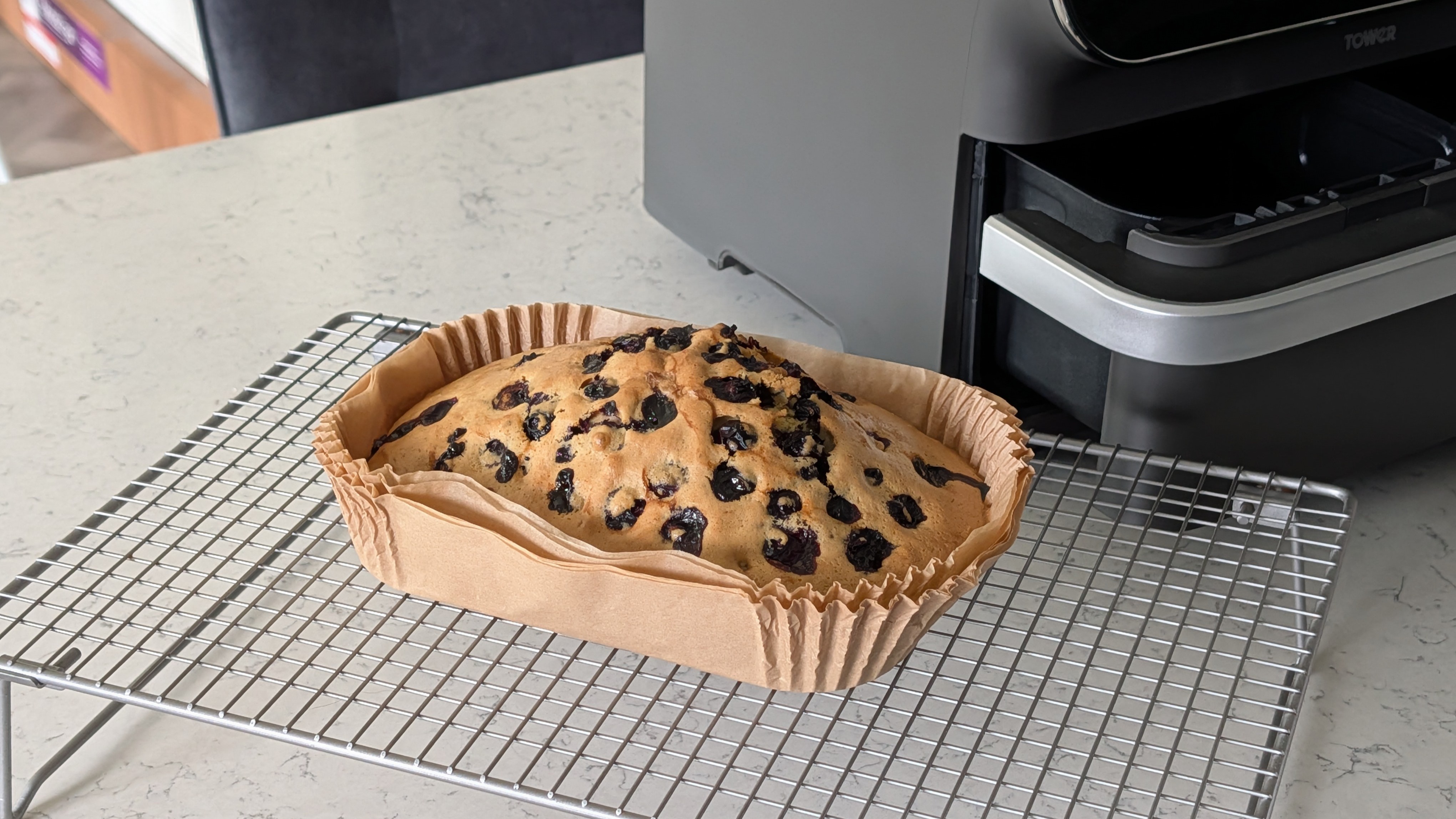 Loaf cake cooked in air fryer