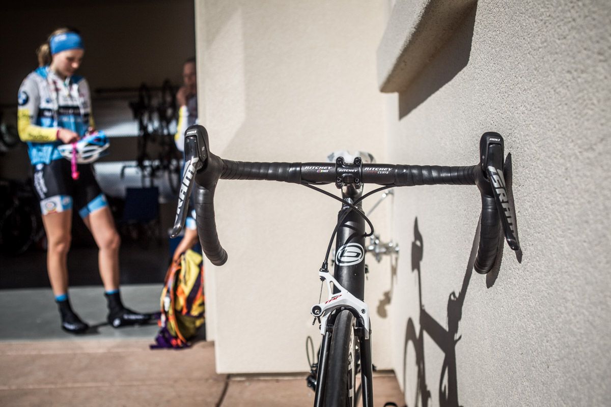 SRAM components along with Ritchey bar and stem make up the cockpit.