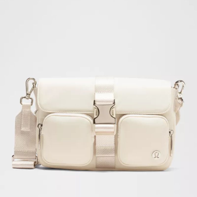 lululemon handbag