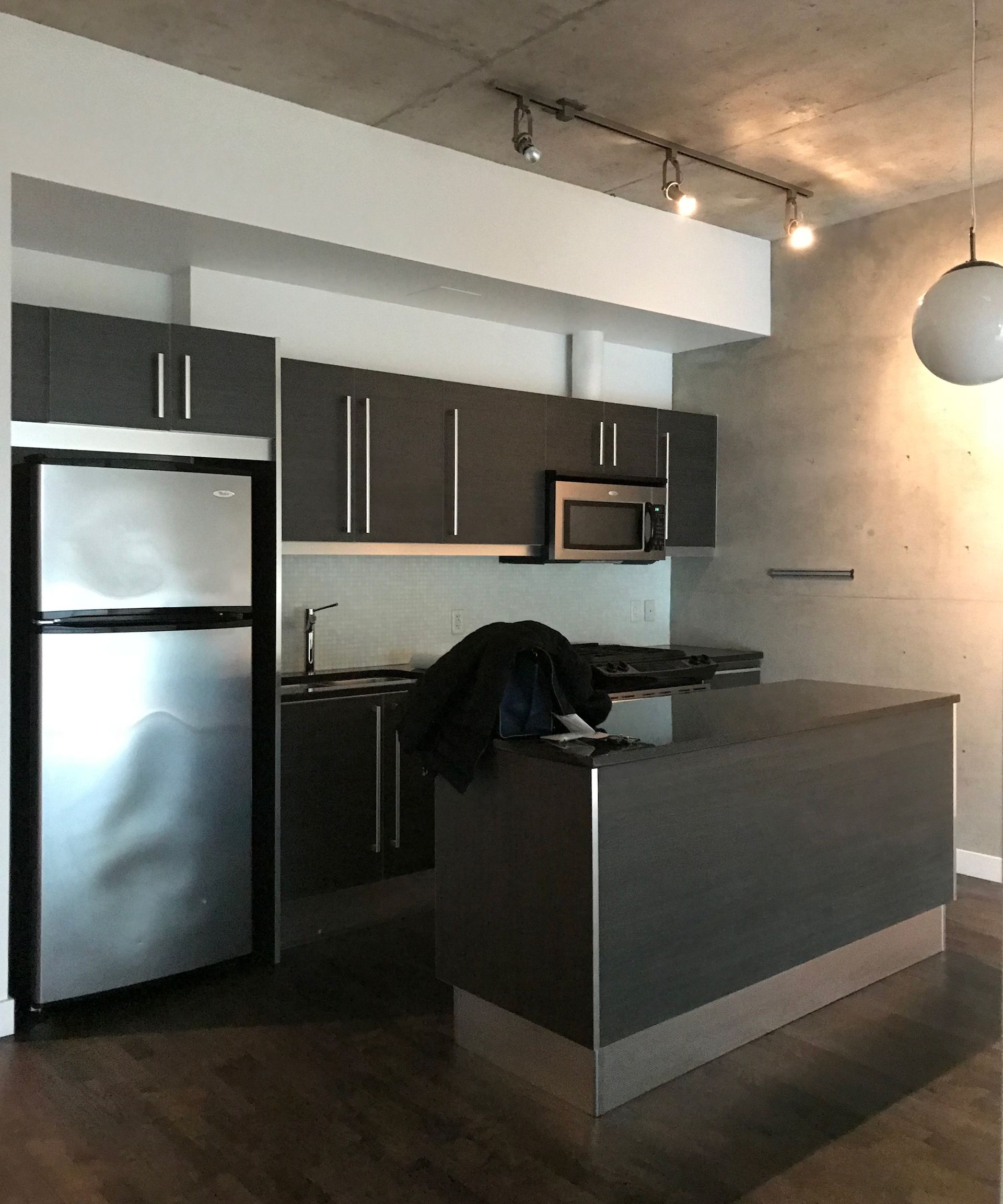 A Downtown Toronto kitchen gets a contemporary makeover | Livingetc