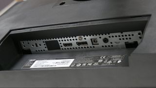 Acer ConceptD CP7 CP7271KP 5