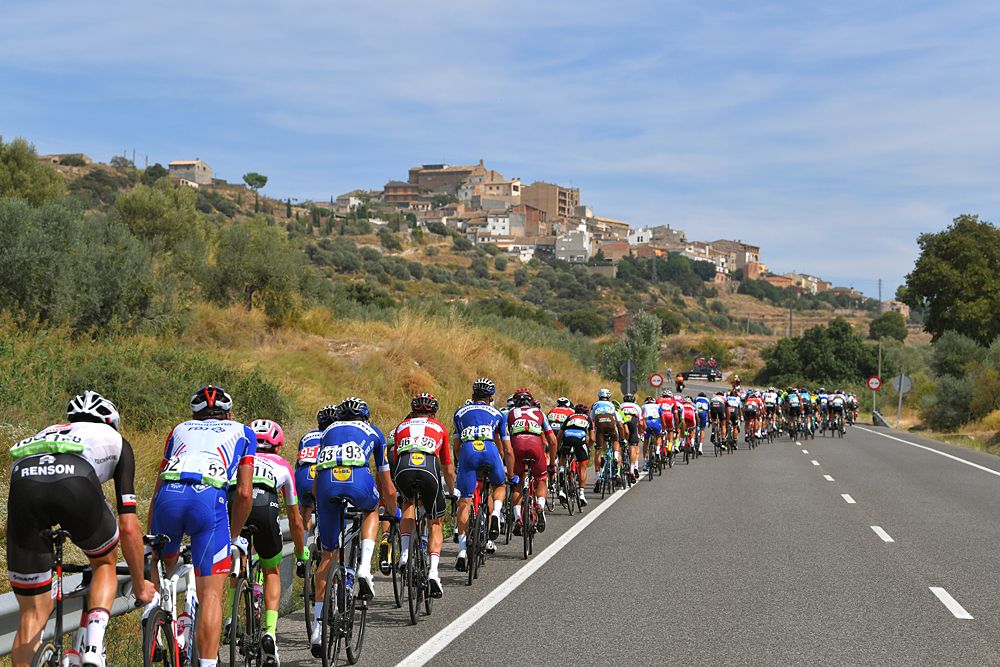 The peloton during stage 19