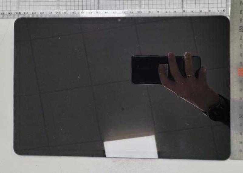 Galaxy Tab S8 Series Live Images