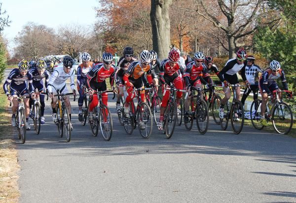 The elite men take off for the final race of the MAC Series.