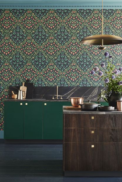 Country kitchen wallpaper: 25 ideas for charm and character | Homes and ...