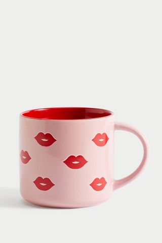 Marks and Spencer Kiss Mug - galentine's day gift ideas