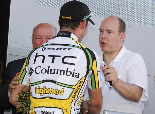 Mark Cavendish is congratulated after his stage win.