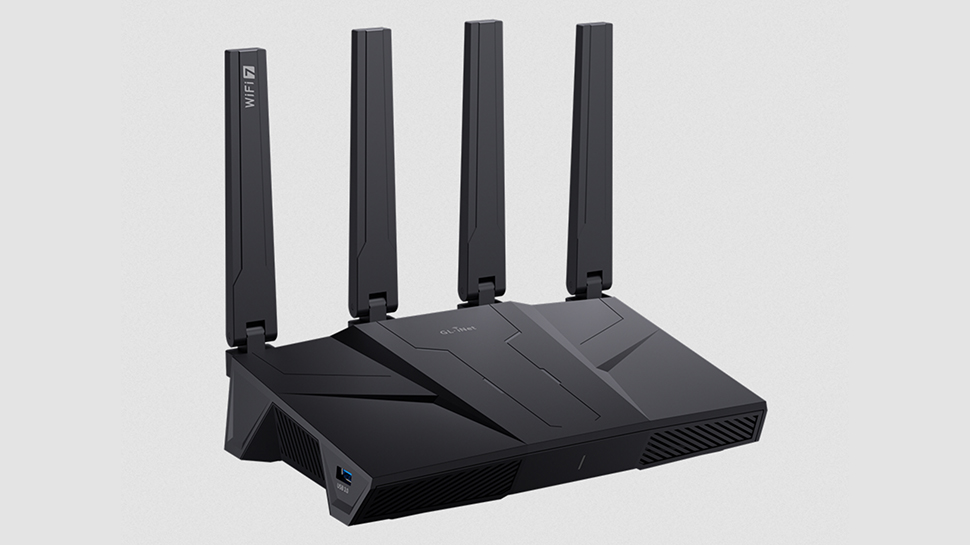 Imagen de portada para Flint 3 iguala las especificaciones de la competencia de Wi-Fi 7, pero ofrece un precio más bajo para los compradores iniciales.