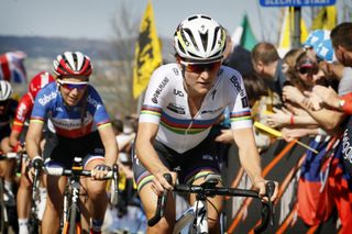 Lizzie Armitstead (Boels Dolmans) winning the Tour of Flanders