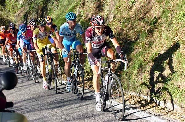 Carlos Sastre (Team CSC) showed the others a thing or two about Spanish climbing.