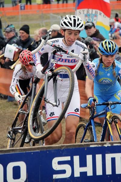 Helen Wyman (Kona) rides to 8th place at the season's second World Cup round in Tabor, Czech Republic.