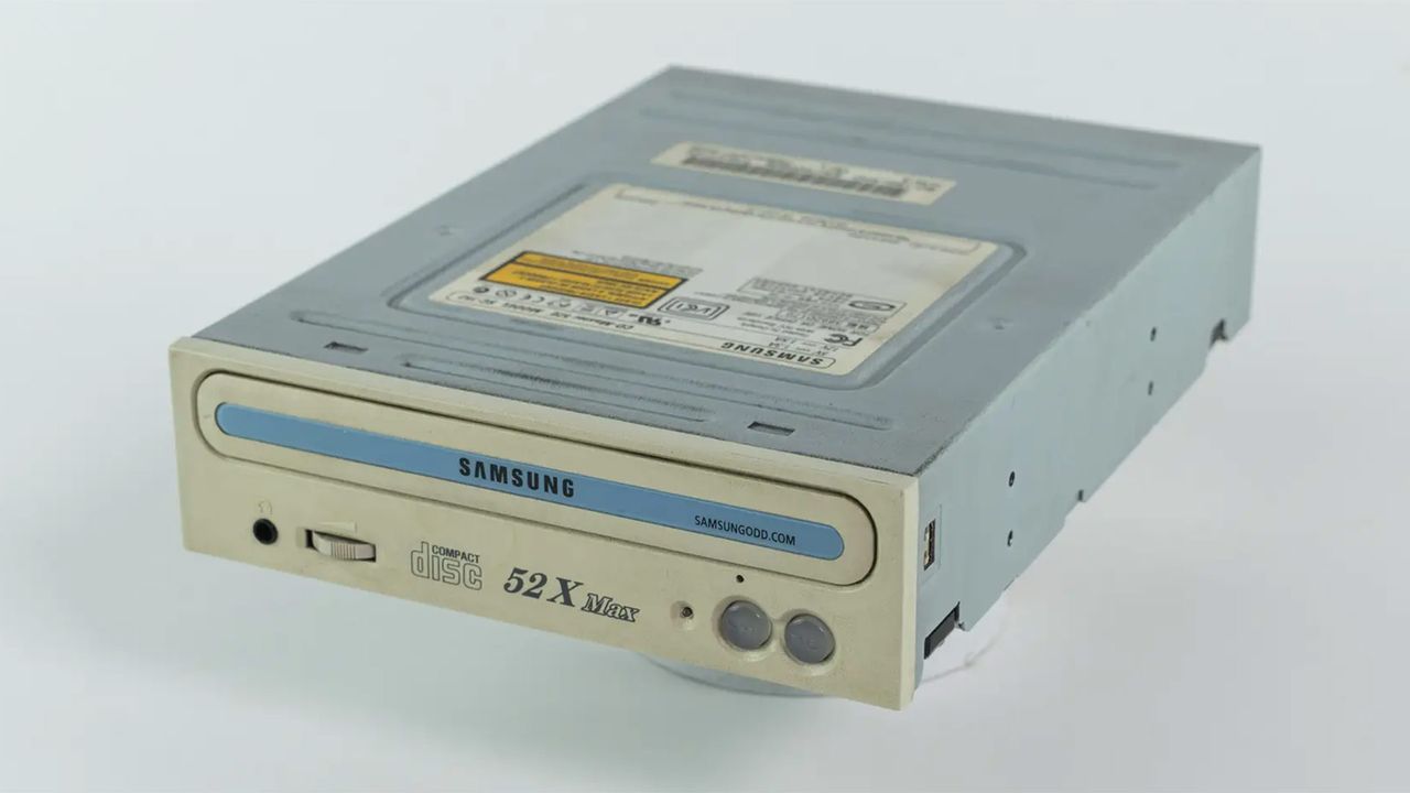 das_POD CD-ROM PLAYER 01