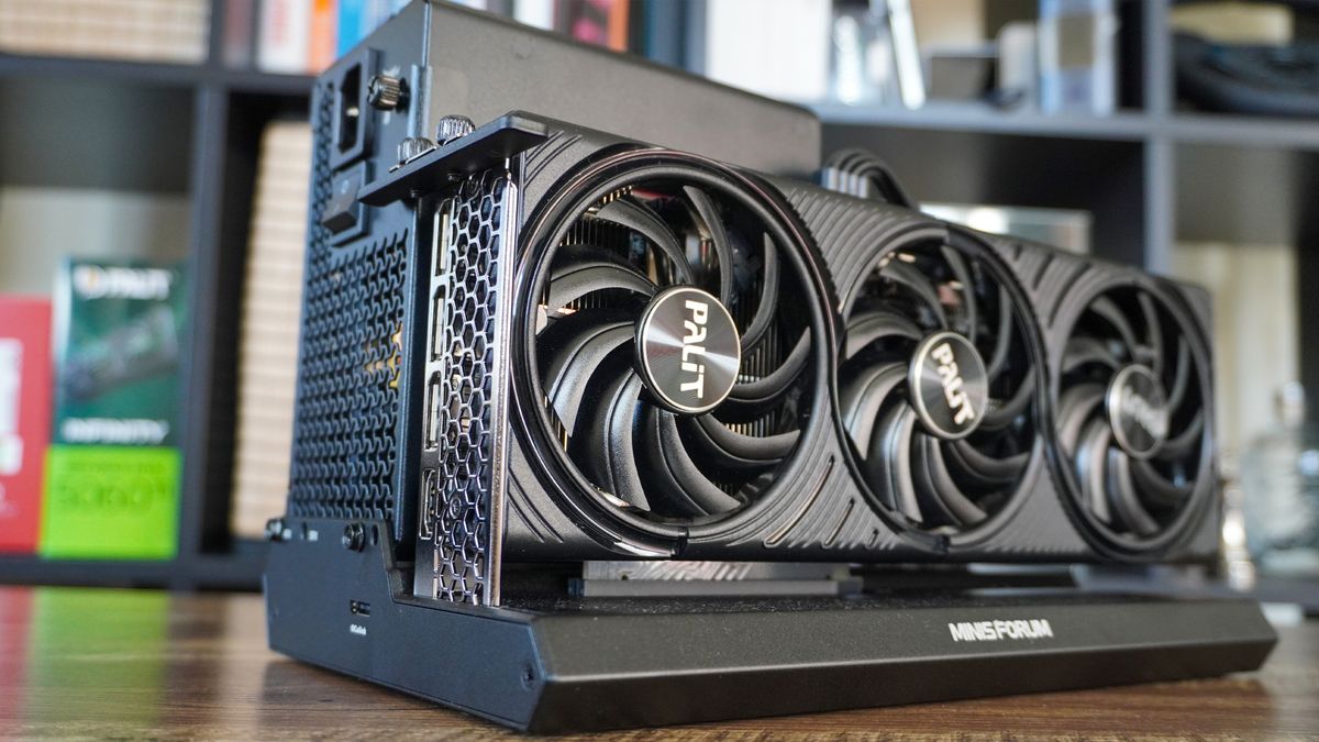 Mini Comp Setup I shrunk my gaming setup to a mini PC and eGPU — it’s shockingly good ...