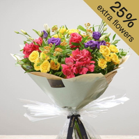 Mother's Day flowers at Interflora: Get £5 off, or 25% extra free on some bouquets