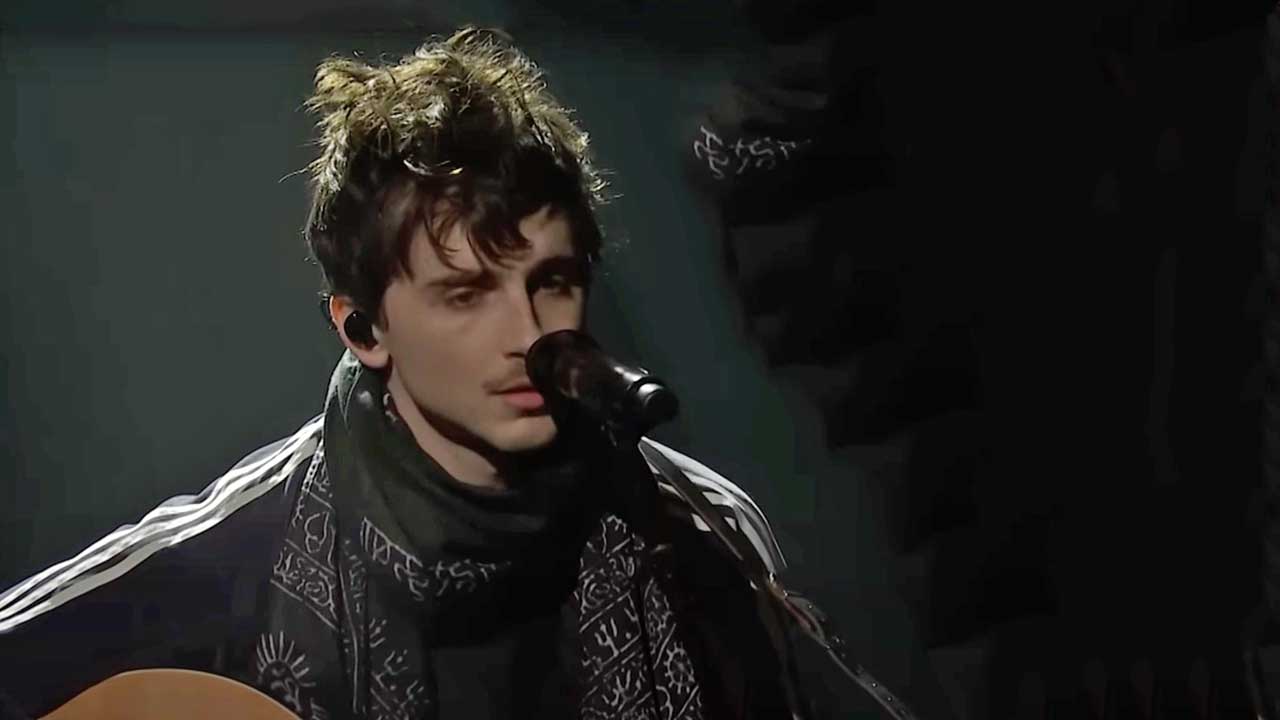 Watch Timothée Chalamet play three Bob Dylan songs on SNL that weren't featured in A Complete Unknown