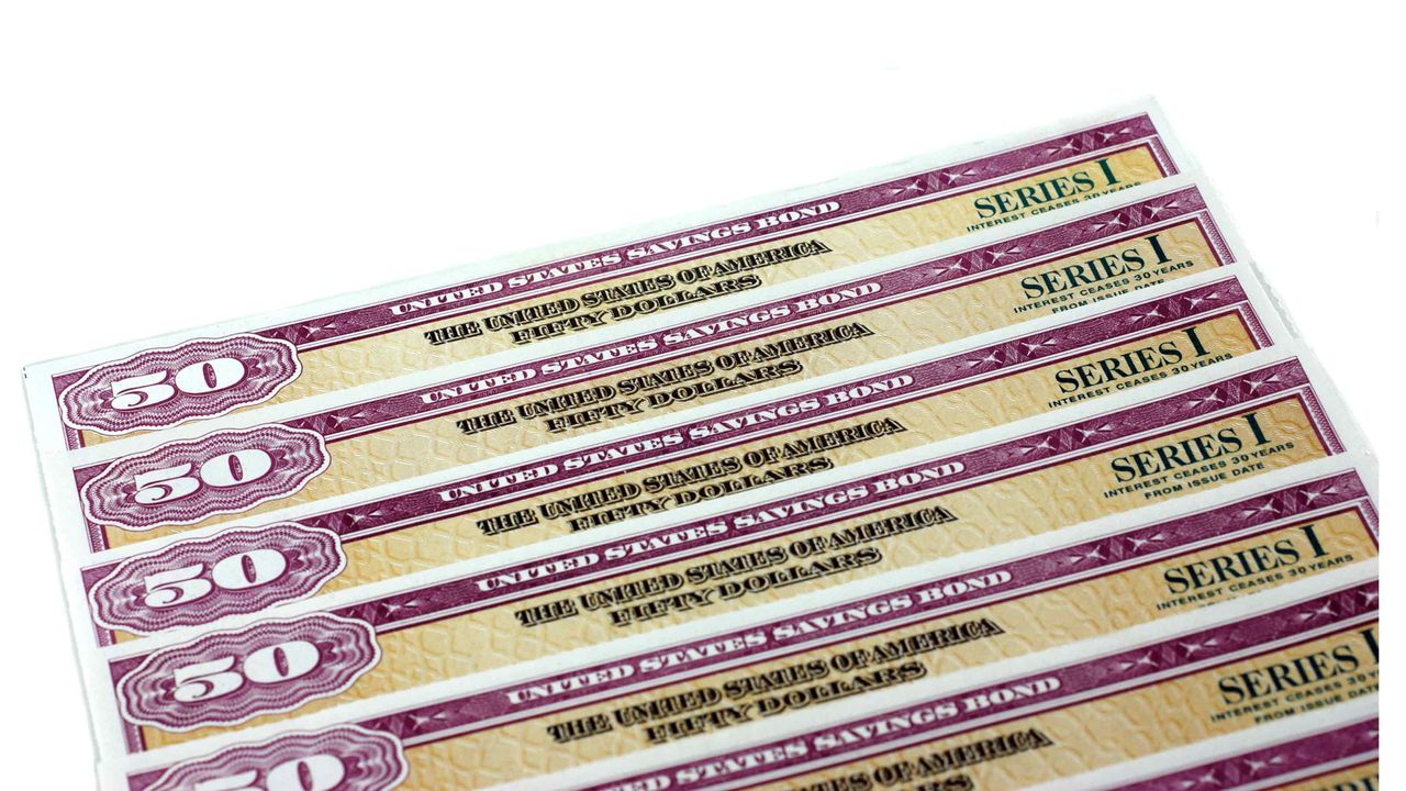 A stack of US Savings Bonds Series I