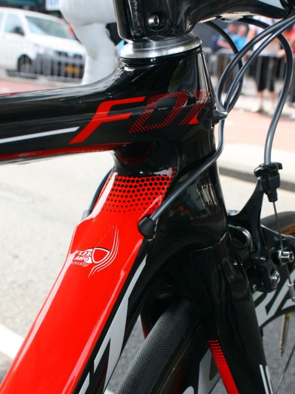 Derailleur cables enter the down tube just aft of the head tube, and the plugs are sized for Shimano Dura-Ace Di2 wires.