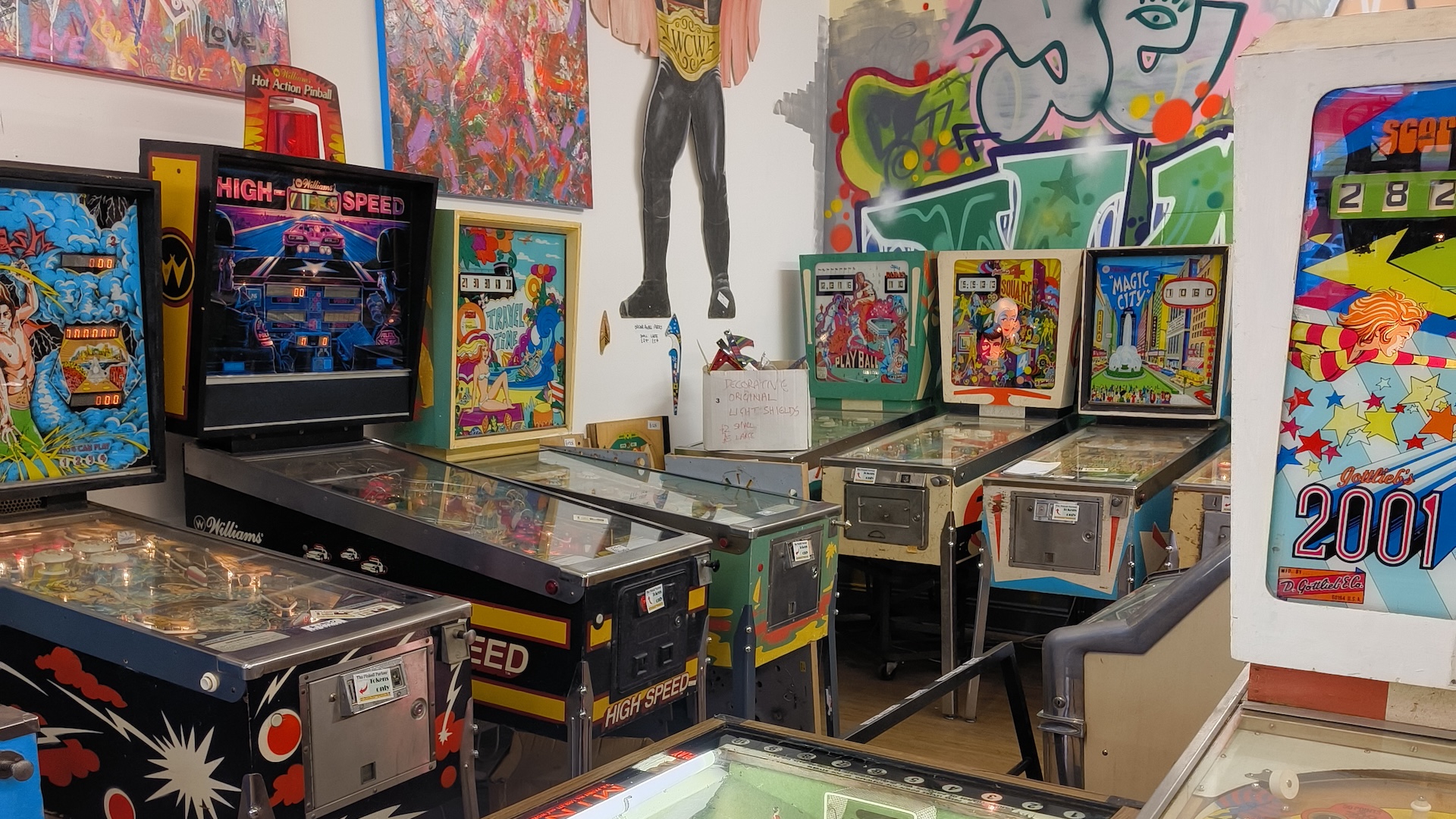 pinball parlour