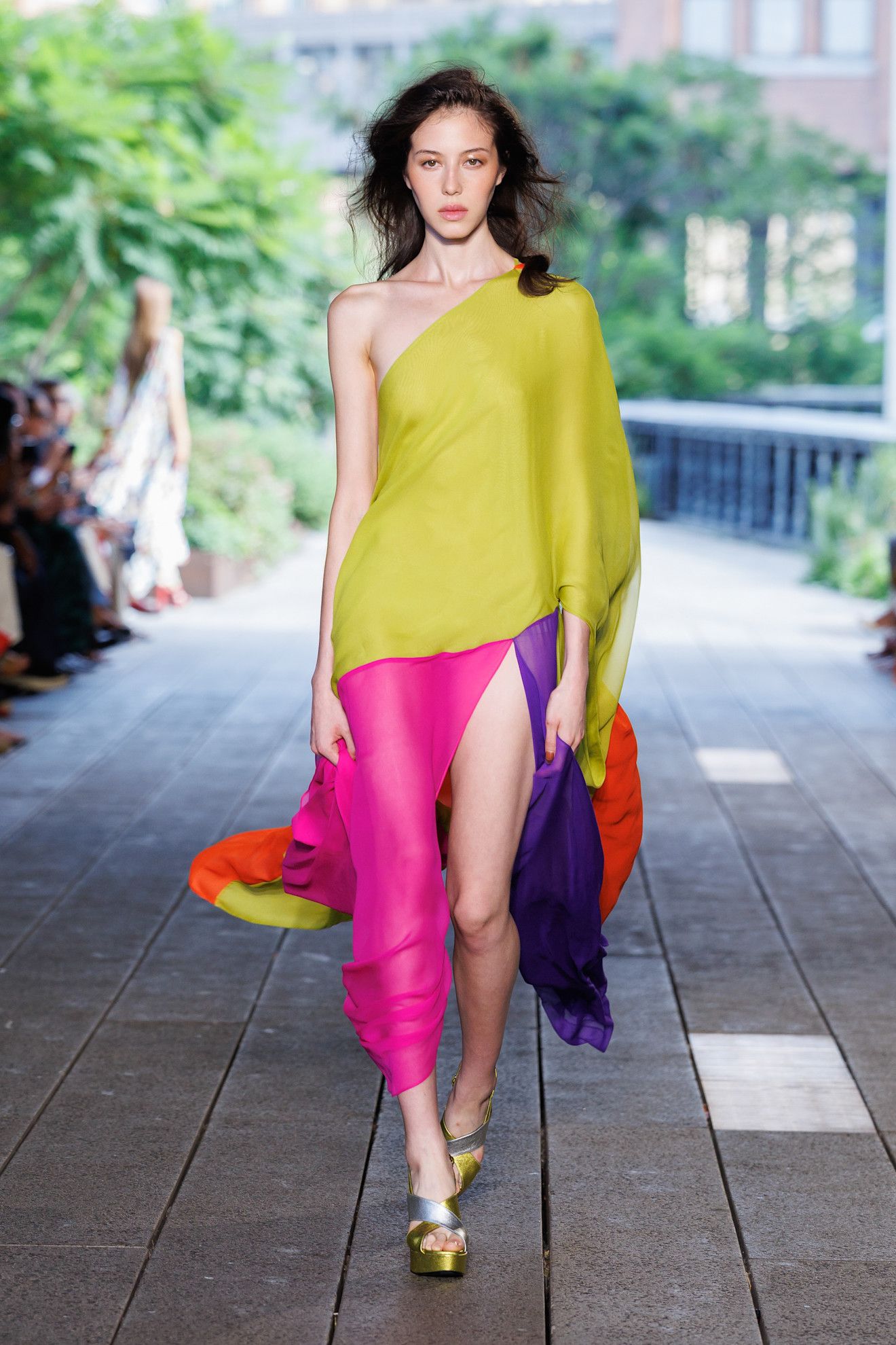 runway moments from spring/summer 2027 for midsize women