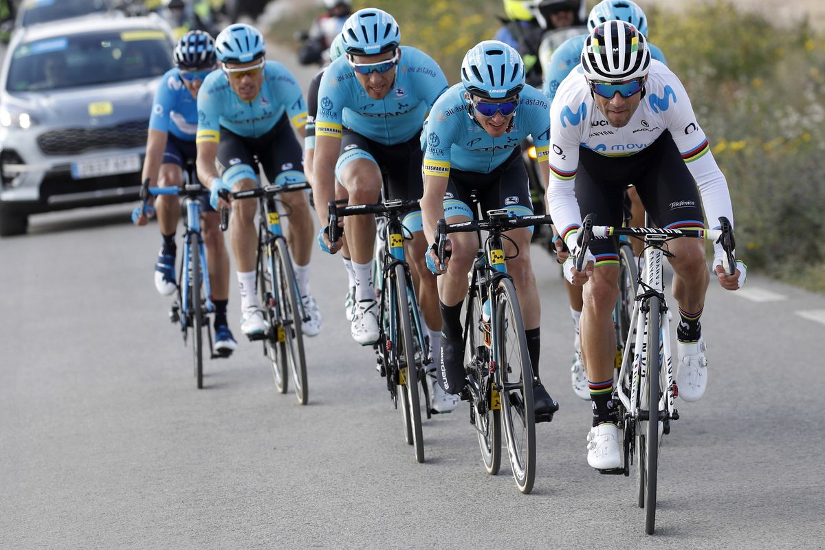 Alejandro Valverde leads Astana on stage 1