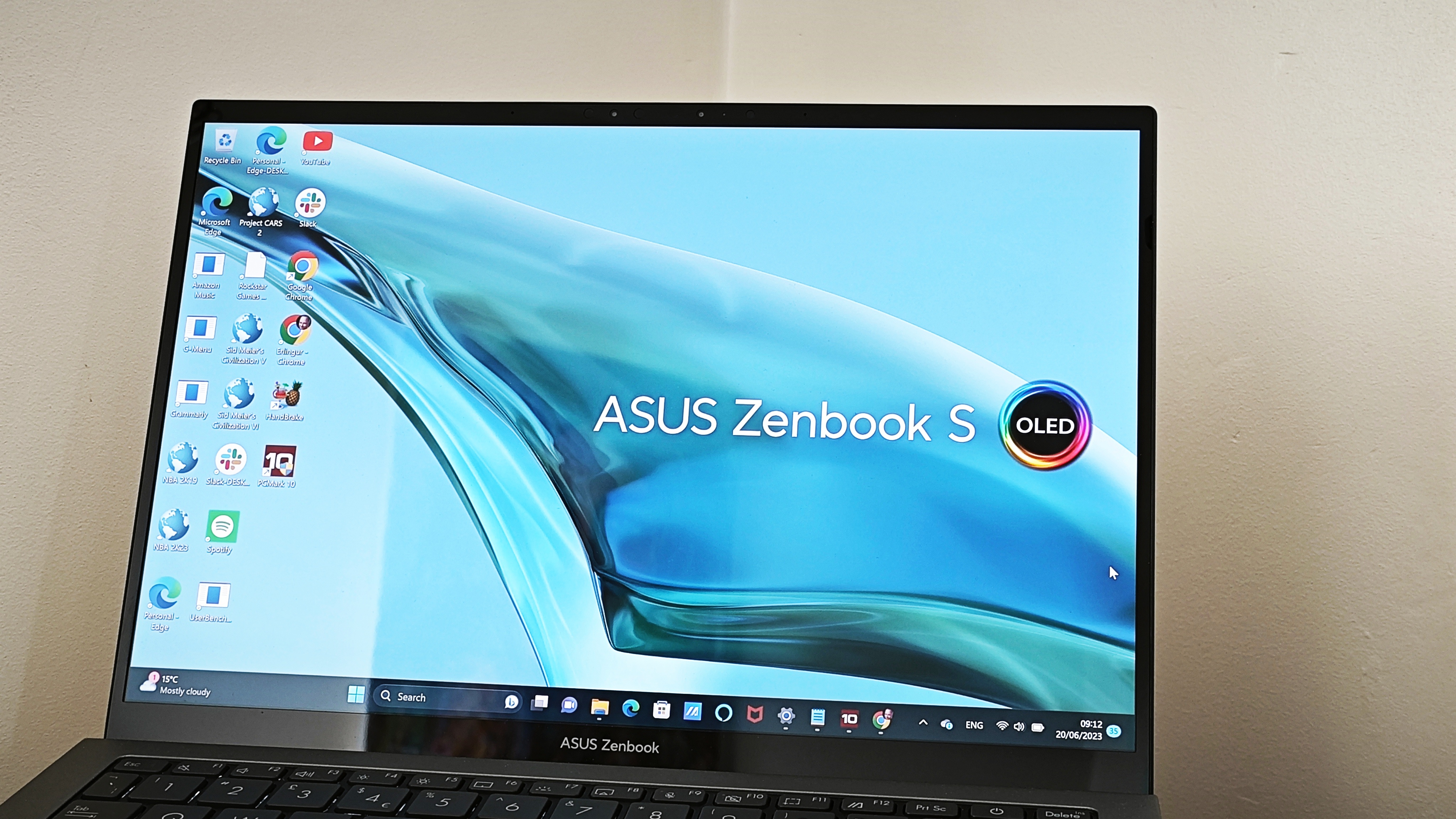 Asus Zenbook S 13 OLED review: A tiny laptop but plenty fast