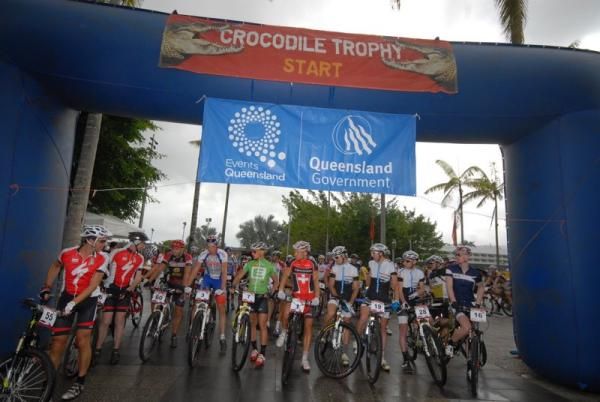 The 2011 Croc Trophy peloton was lined up on a rainy first morning