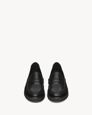 Women's Le Loafer Chunky Penny Slippers in Glazed Leather in Black