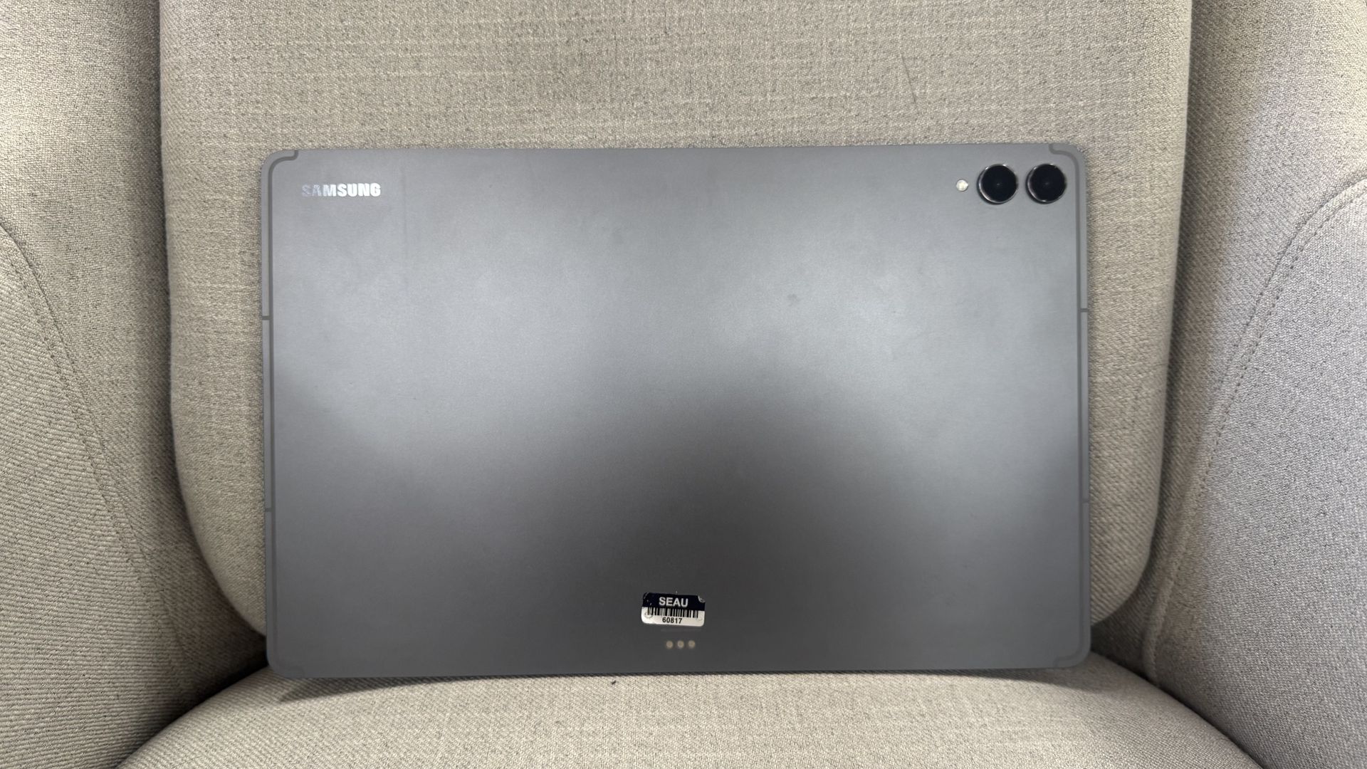 Samsung Galaxy Tab S11 Ultra back and rear cameras