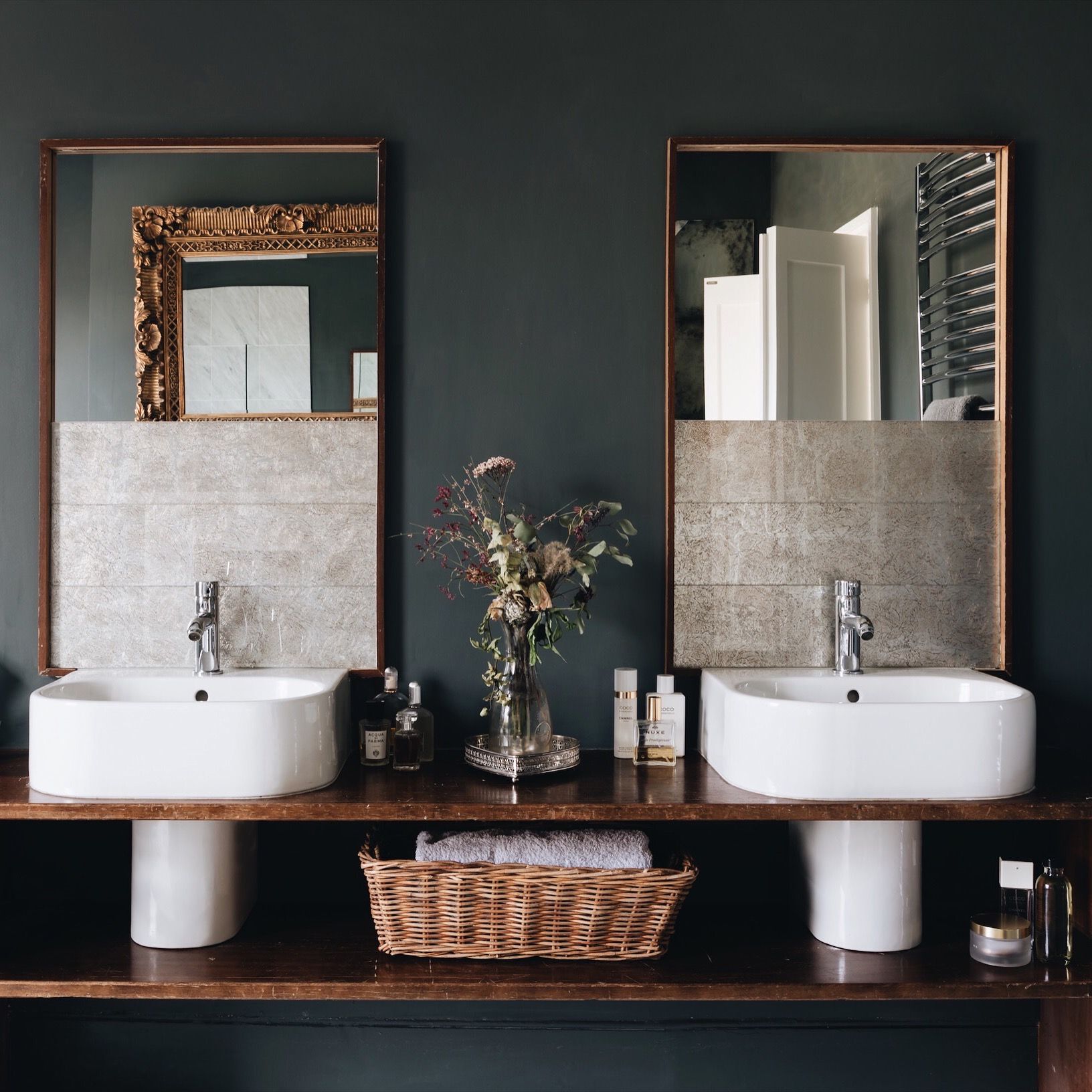 Symmetry in interior design