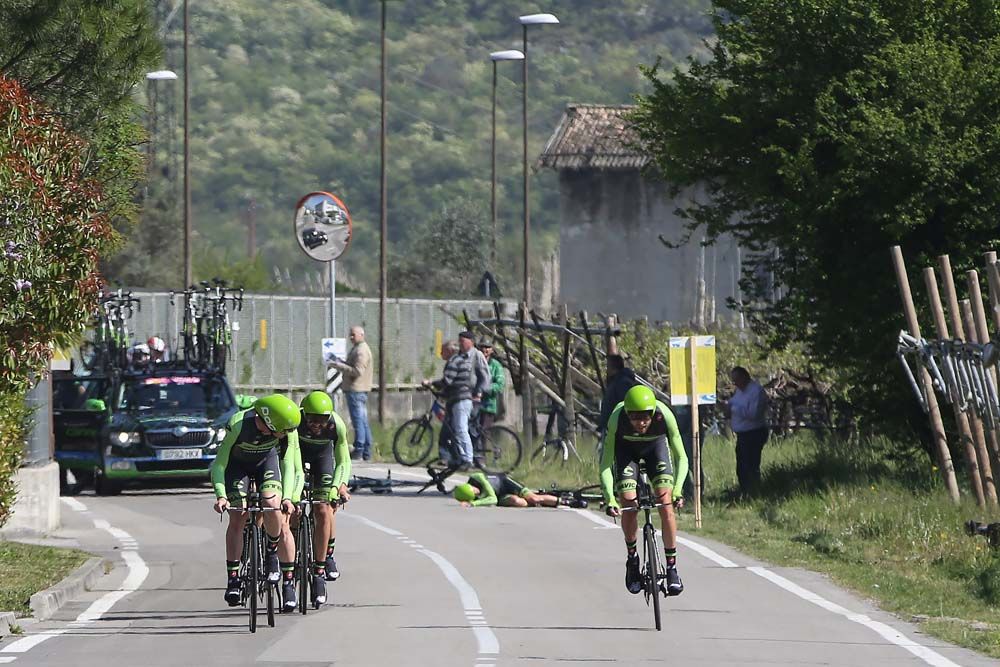 The Cannondale-Garmin riders not involved in the crash continued in the team time trial