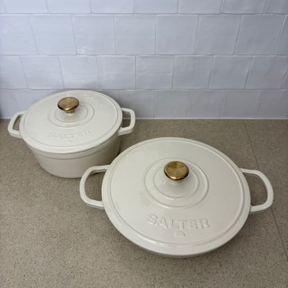 Testing the Salter Chester Cast Iron Casserole Dish set 