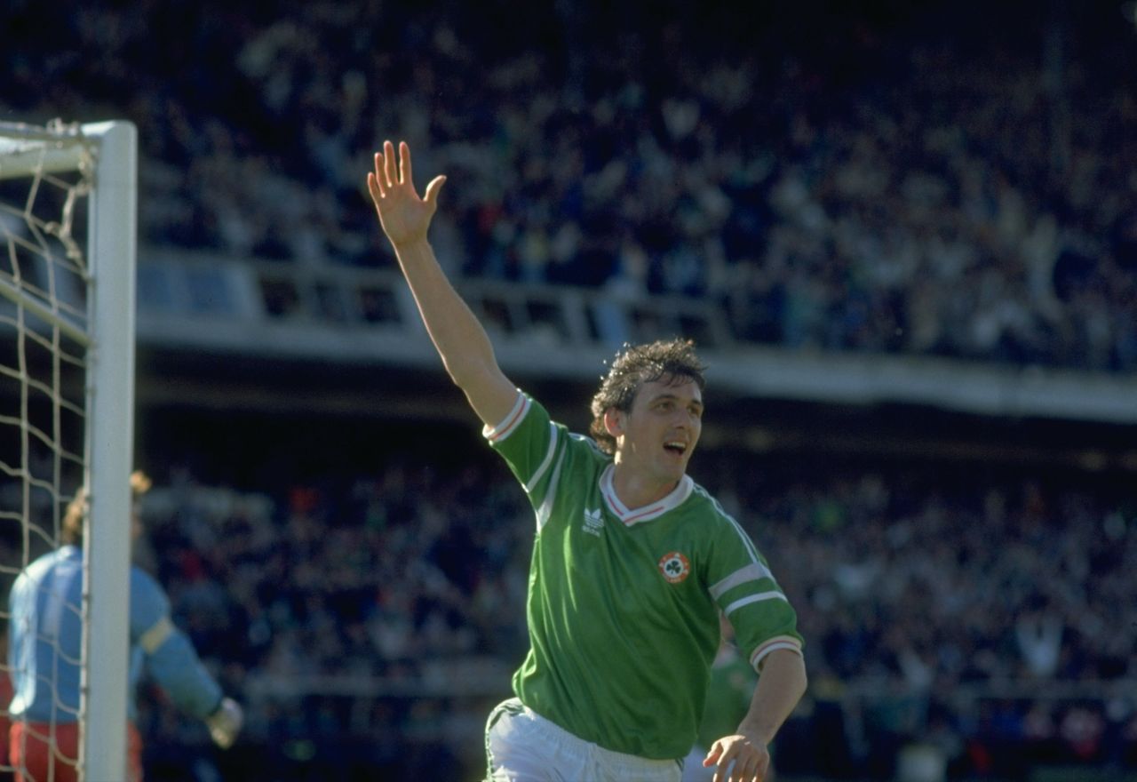 “Moving from Chelsea to Marseille was incredibly difficult, but it was also the most beautiful thing” Tony Cascarino on his 1994 move to France