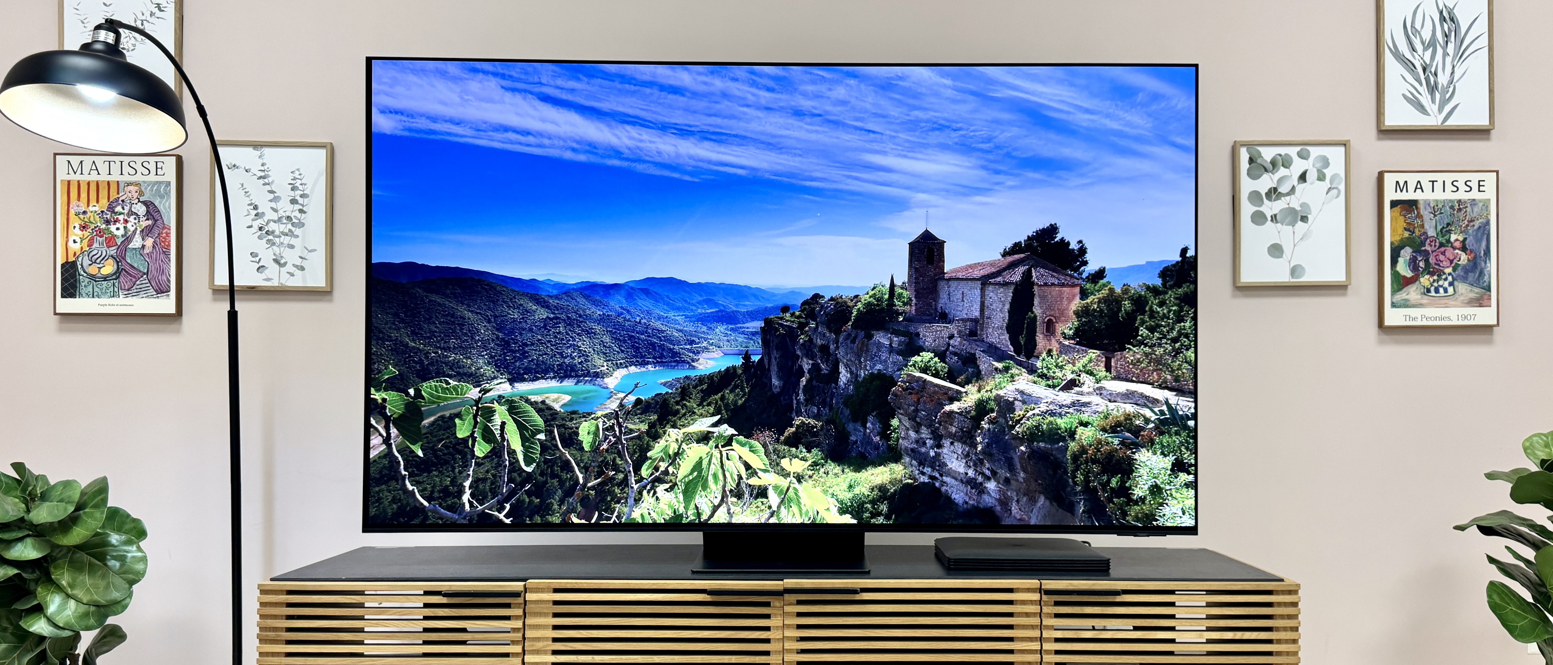 Samsung S95D OLED TV