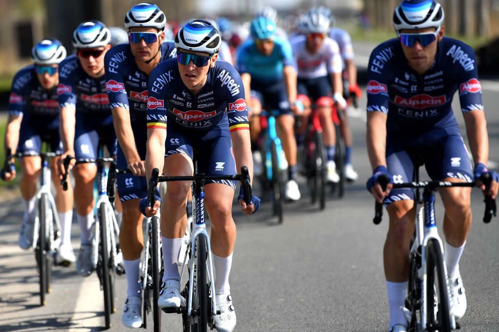 DE PANNE BELGIUM MARCH 23 Tim Merlier of Belgium and Team AlpecinFenix competes during the 46th Minerva Classic Brugge De Panne 2022 a 2079km stage from Brugge to De Panne MinervaClassic on March 23 2022 in De Panne Belgium Photo by Luc ClaessenGetty Images