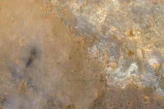 NASA Orbiter Spots Mars Rover Curiosity