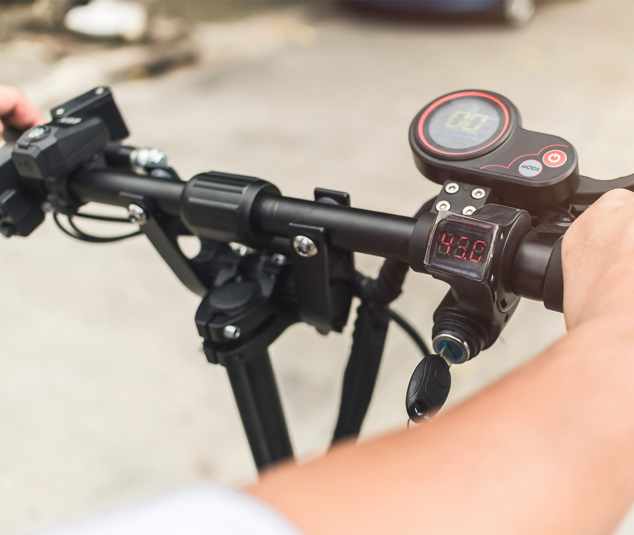 Controls on an ebike