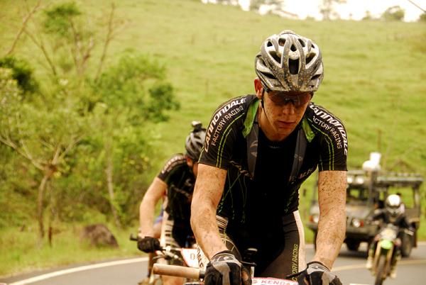 Ben Sonntag leads Alex Grant