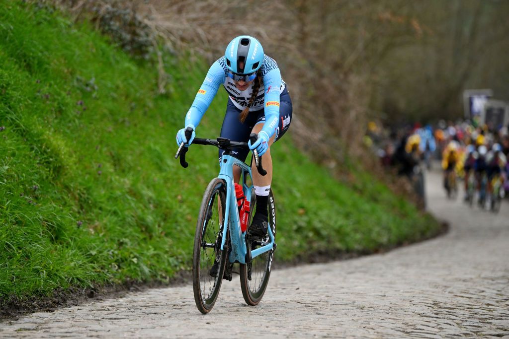 OUDENAARDE BELGIUM APRIL 02 Lucinda Brand of The Netherlands and Team TrekSegafredo competes passing through a Koppenberg cobblestones sector during the 20th Ronde van Vlaanderen Tour des Flandres 2023 Womens Elite a 1566km one day race from Oudenaarde to Oudenaarde UCIWWT on April 02 2023 in Oudenaarde Belgium Photo by Luc ClaessenGetty Images