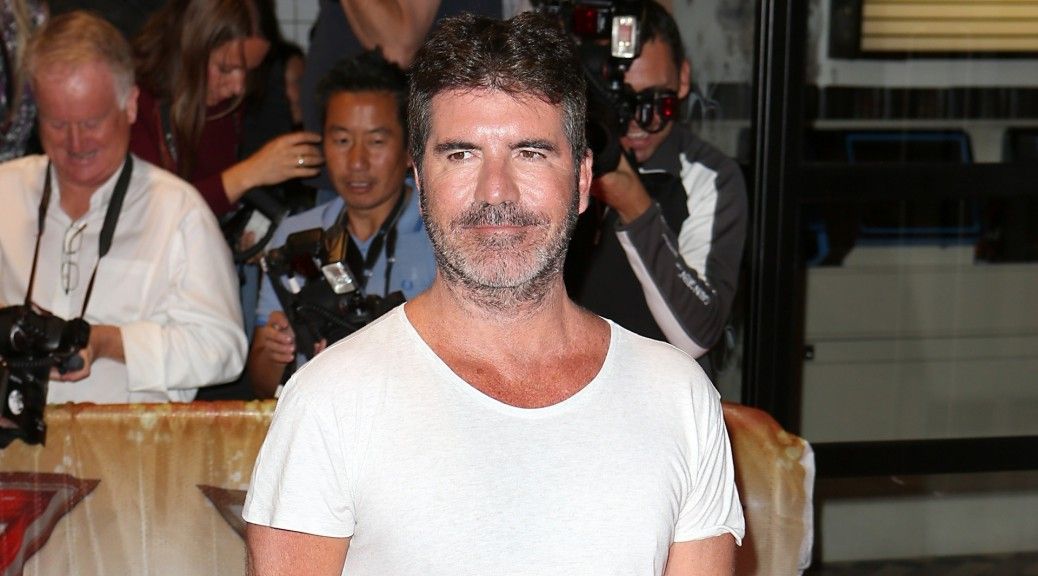 Simon Cowell makes generous donation to help sick toddler News TV