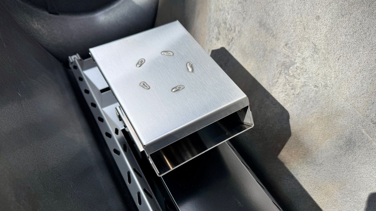 Weber Searwood XL heat deflector